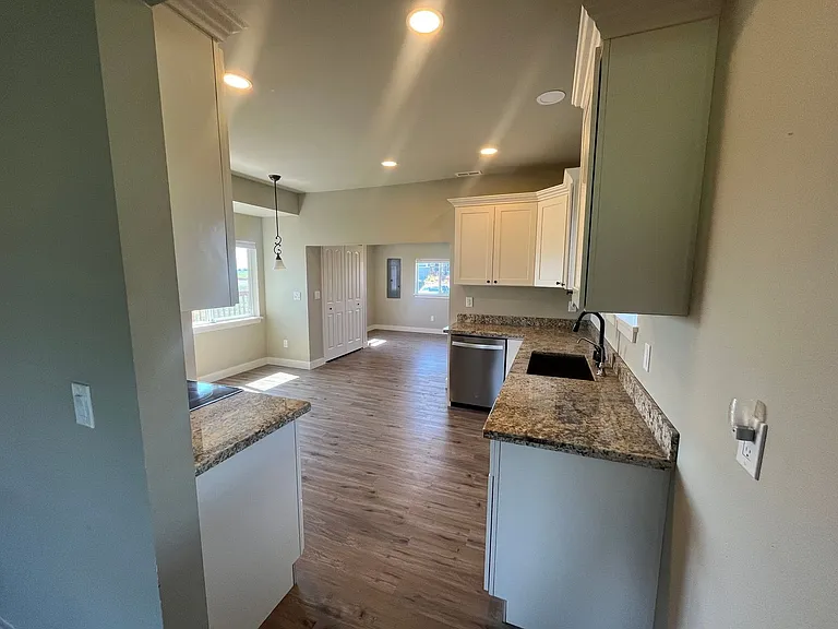 20528 Dahlstedt Rd — Photo 10