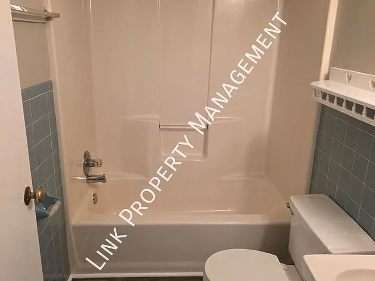 37 Mohawk Trl — Photo 8