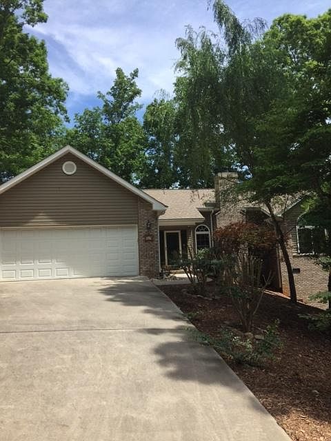 1st image of 207 Osage Ln