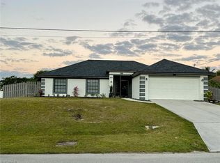 4220 SW 15th Pl, Cape Coral, FL 33914