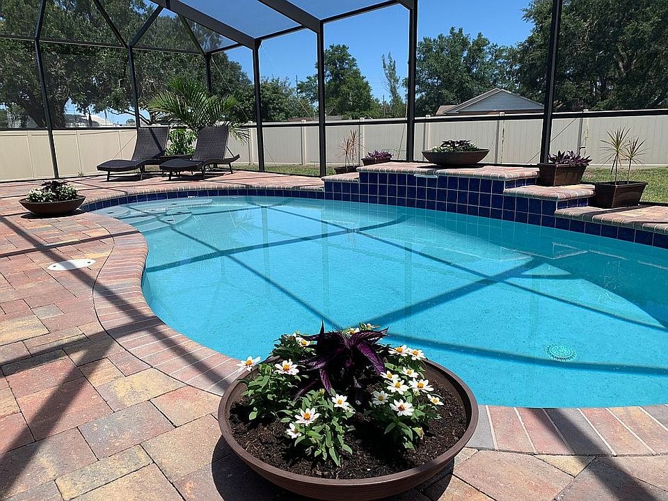 2nd image of 110 Promenade Ct