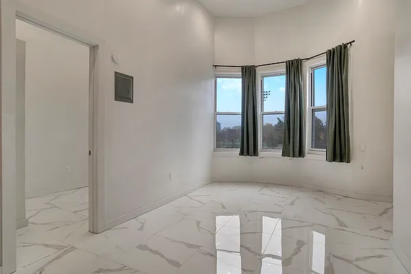 Rented by Compass | media 1