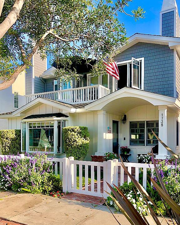 2nd image of 1738 E Ocean Blvd