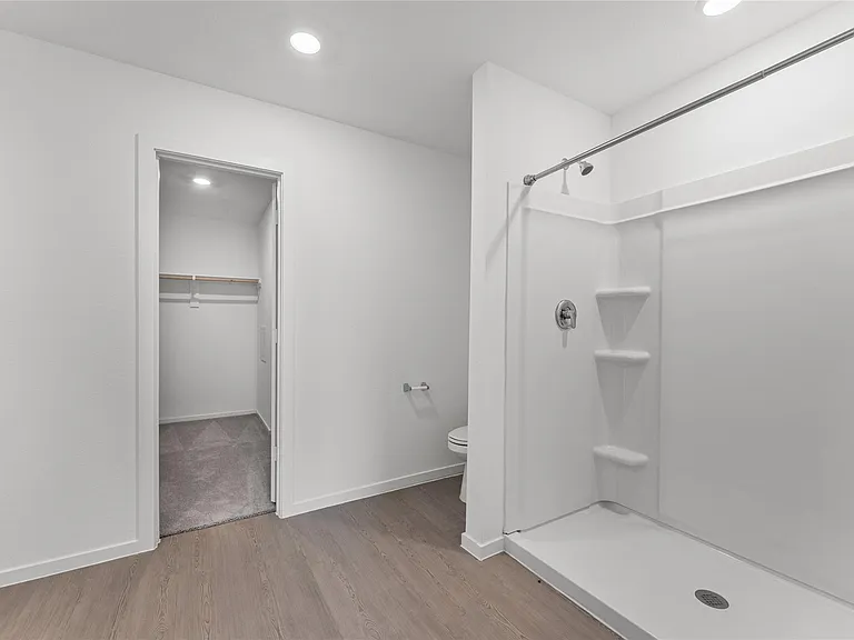 6406 Breakaway Grove Dr — Photo 7