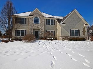 5652 Rocky Shore Dr, Lewis Center, OH