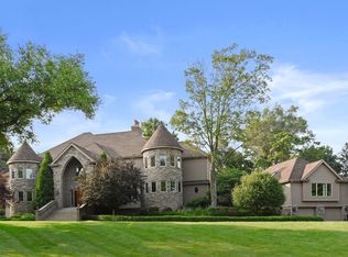 35W411 Country School Rd, West Dundee, IL 60118