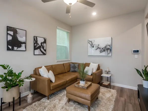 4079 Liverpool St, West Sacramento, CA 95691