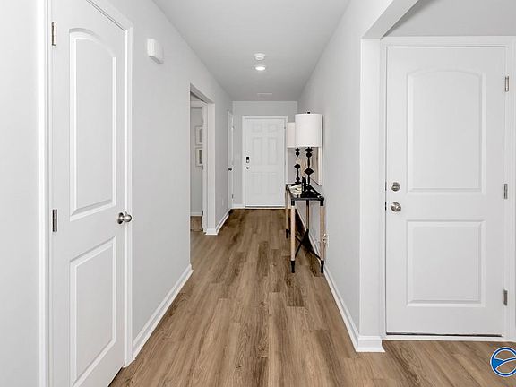 2nd image of 9907 Sequoyah Cove Dr SE