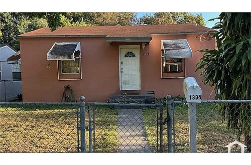 1334 NW 41st St Photo 1 1334 NW 41st St Photo 1