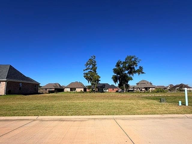 2nd image of 352 Sophia Dr