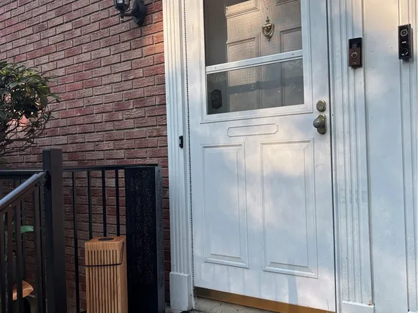 729 Castlegate Rd #729, South Charleston, WV 25303