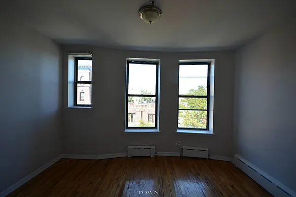 Rented by Town Residential | media 20