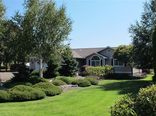 732 Thornton Dr, Sequim, WA