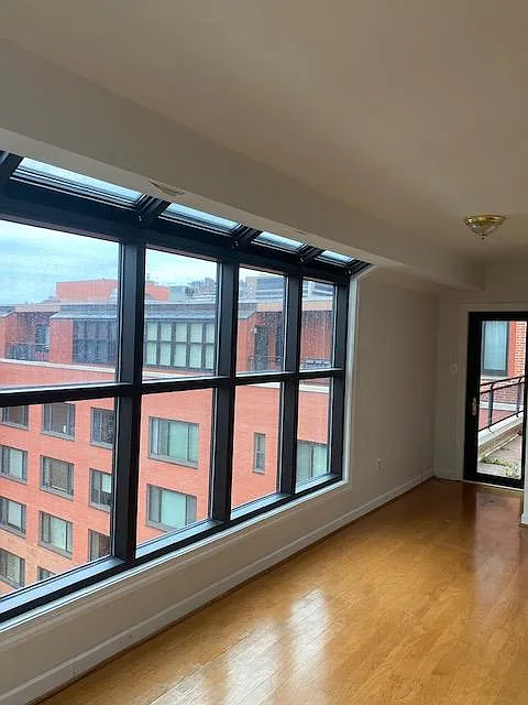 2 bed, 1200 sqft, $4,000 — Photo 3