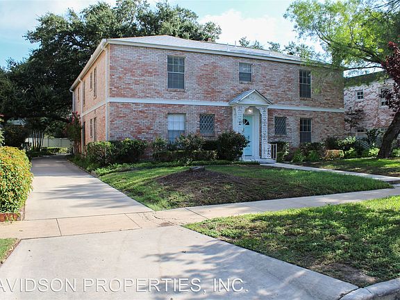 3rd image of 331 E Rosewood Ave #333