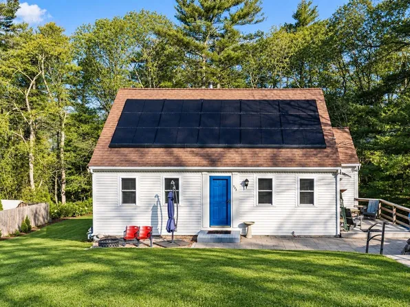 233 Pinecrest Beach Drive, Teaticket, MA 02536