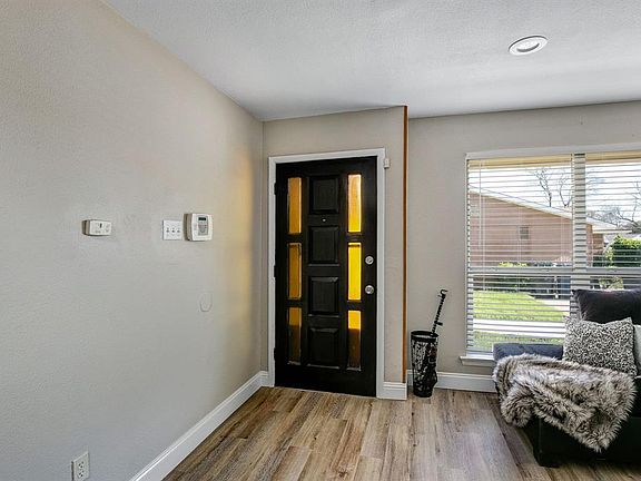 4th image of 441 Goldwood Dr