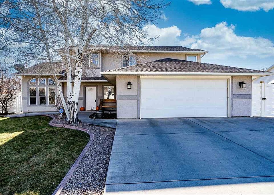 1st image of 655 N Saddle Rock Dr