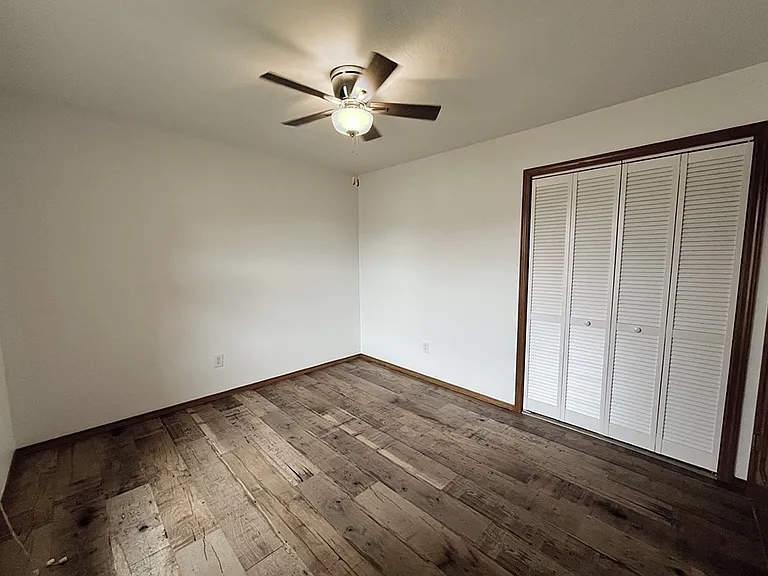 5480 S Aaron Ave — Photo 10