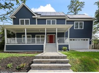 2115 Military Rd, Arlington, VA 22207