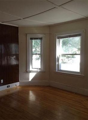 1st image of 208 Crescent Ave #1