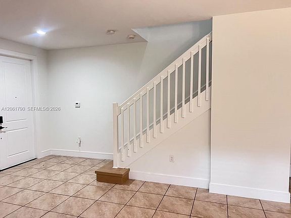 4th image of 2190 SE 2nd St