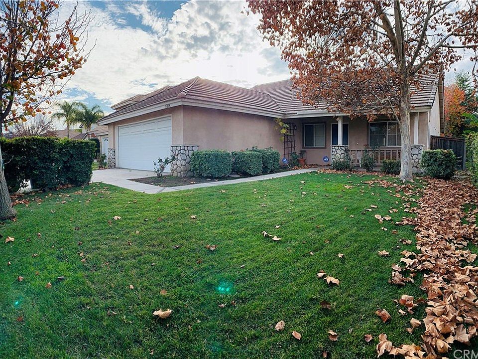 1st image of 1858 Shedden Dr