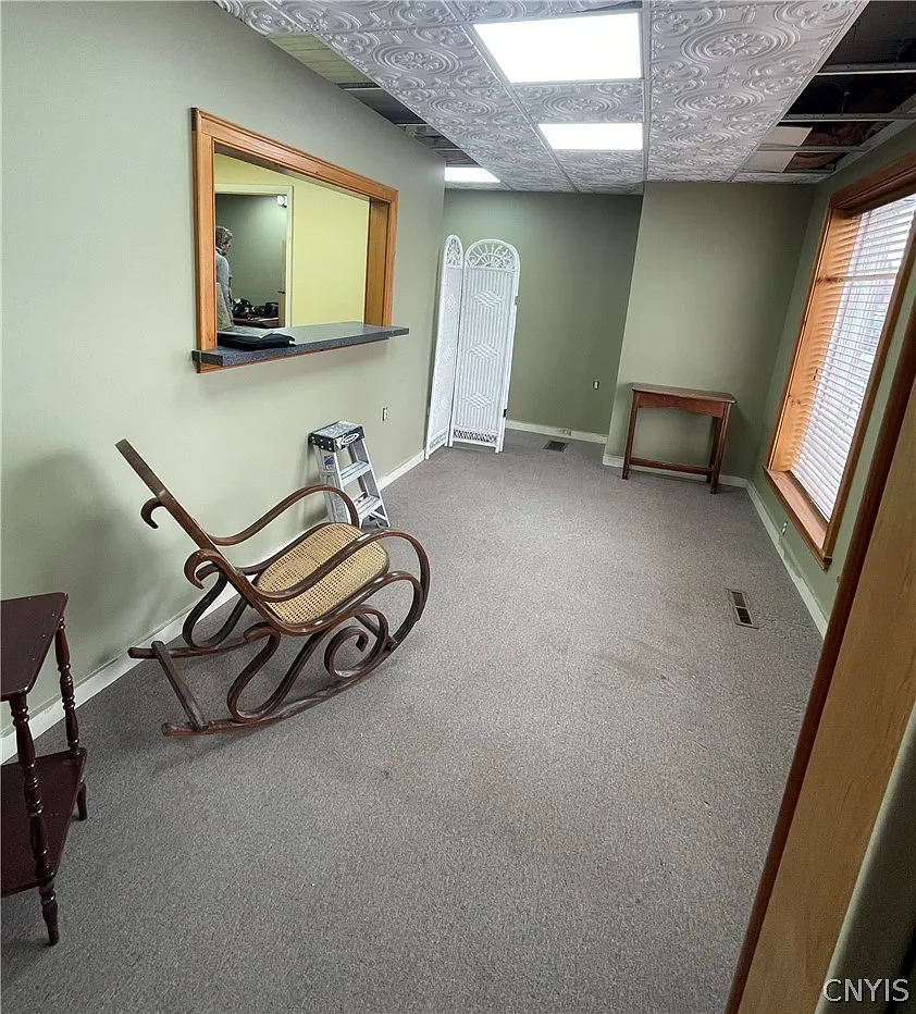 Studio, 950 sqft, $1,000 — Photo 3