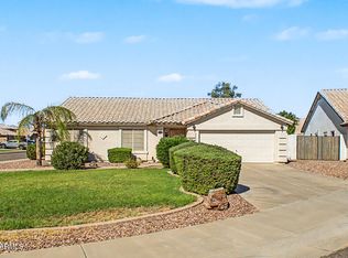 938 S SAN JOAQUIN Court, Gilbert, AZ 85296