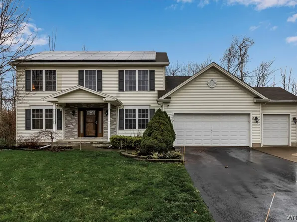 6092 Hewson Rd, Lake View, NY 14085