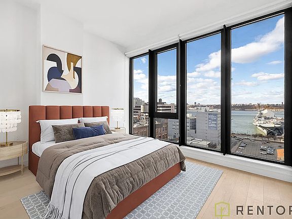 3rd image of 622 11th Ave #1305