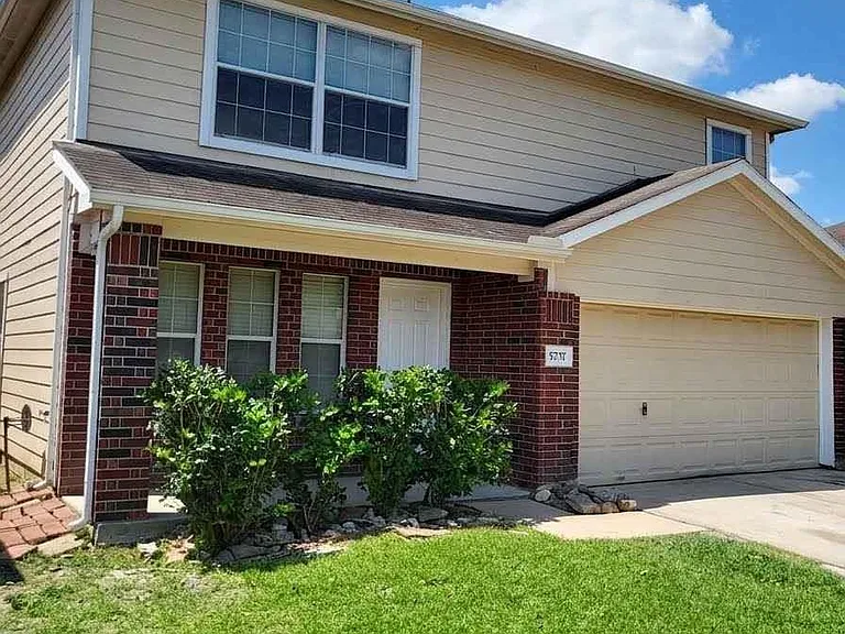 5707 Saluda Creek Ln — Photo 3