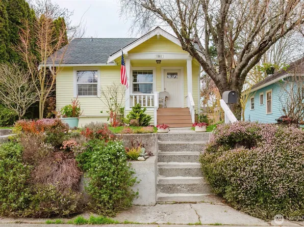 1561 High Avenue, Bremerton, WA 98337