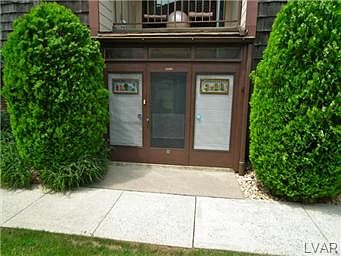 2nd image of 977C Village Round