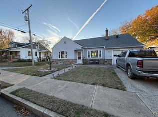 823 N 7th St, Atchison, KS 66002