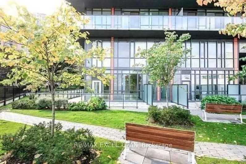 5 bed, $6,100 — Photo 2