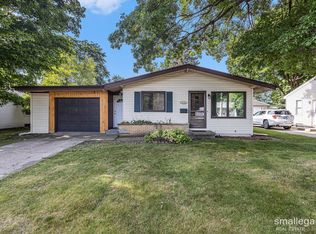 1722 Kentfield St SW, Wyoming, MI 49519