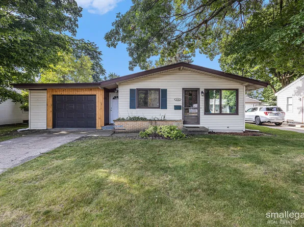 1722 Kentfield St SW, Wyoming, MI 49519