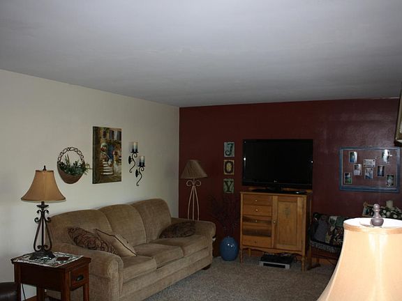 2nd image of 766 Mayfield Ave