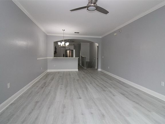 3rd image of 2217 Tuscany Trce Unit 183