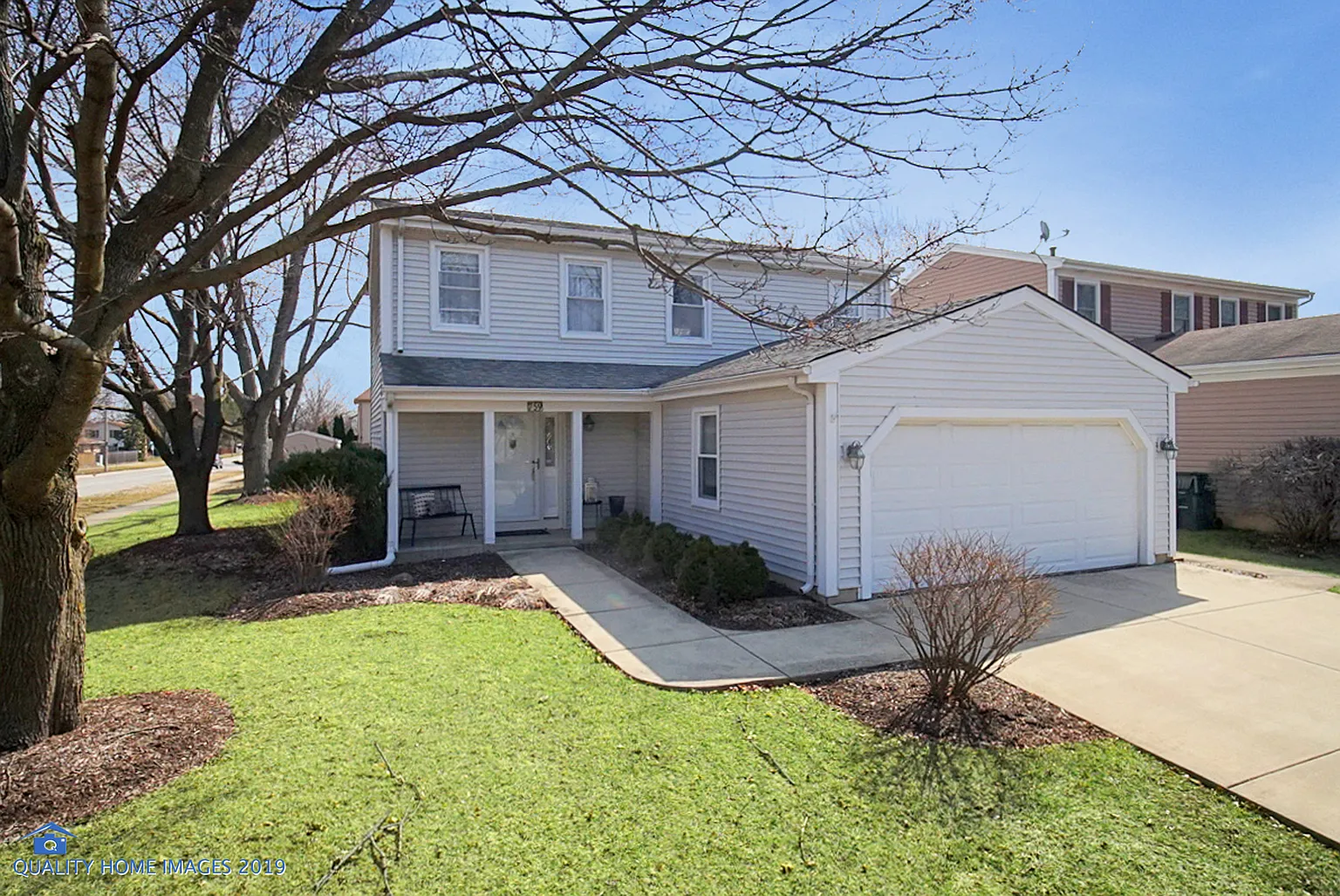 759 Sand Creek Dr photo 1