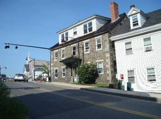 1 Exeter Rd APT 4, Newmarket, NH 03857