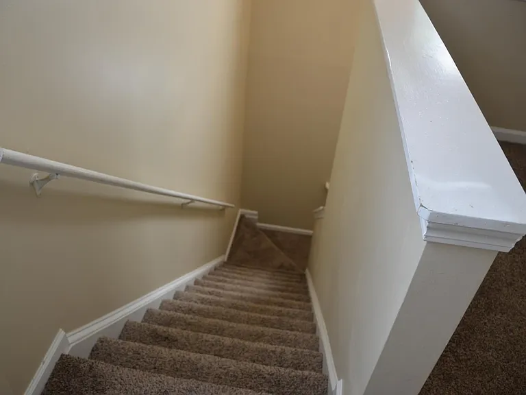 6021 Grovegate Ln — Photo 6