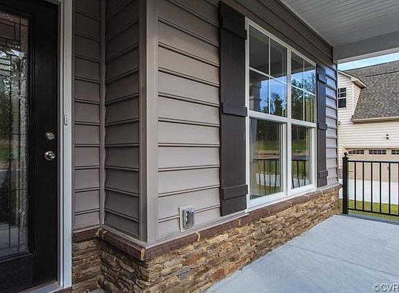 3rd image of 7556 Flowering Magnolia Ln