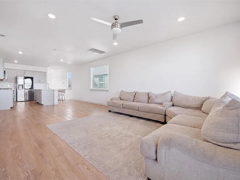 515 Millbrook Blvd — Photo 7