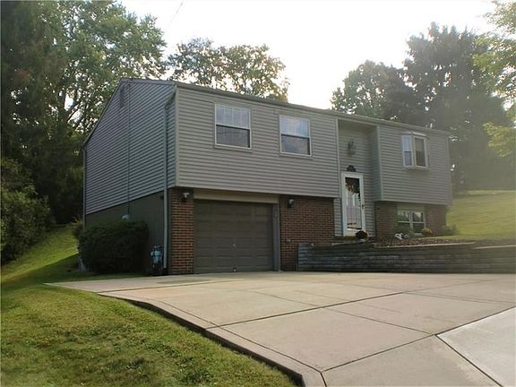 4th image of 1451 Balsam Dr