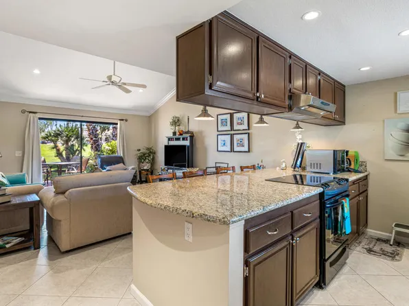 40752 Sea Island Ln, Palm Desert, CA 92211