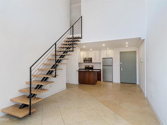 3rd image of 184 Eagle St APT 3C