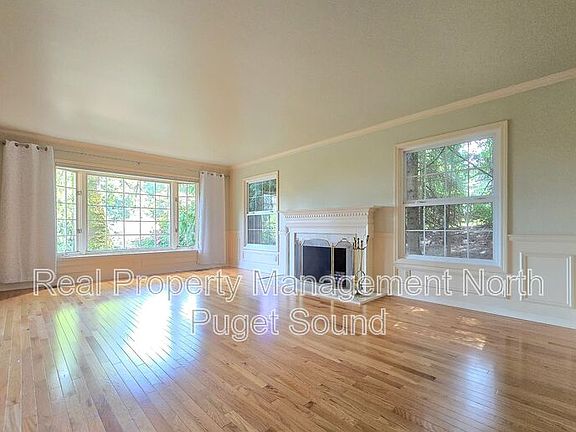 5th image of 18213 157th Ave NE