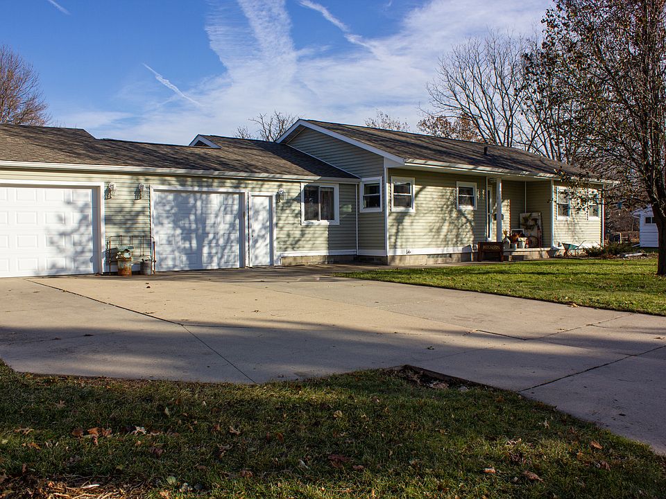 1st image of 2906 Scenic Dr